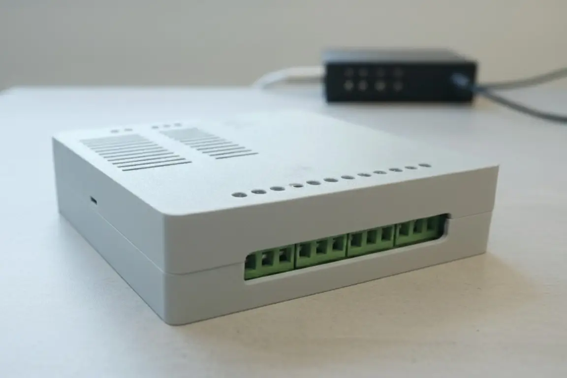 SM-K Akıllı Kepenk Sistemi